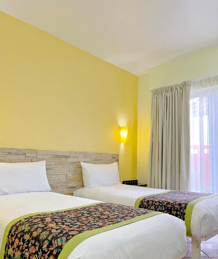 Seven Crown Express & Suites By Kavia Cabo San Lucas Zewnętrze zdjęcie