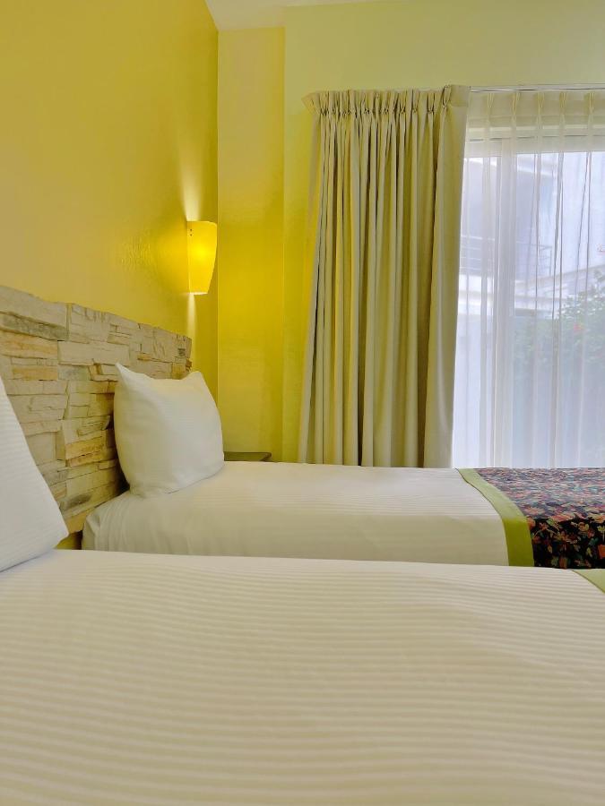 Seven Crown Express & Suites By Kavia Cabo San Lucas Zewnętrze zdjęcie